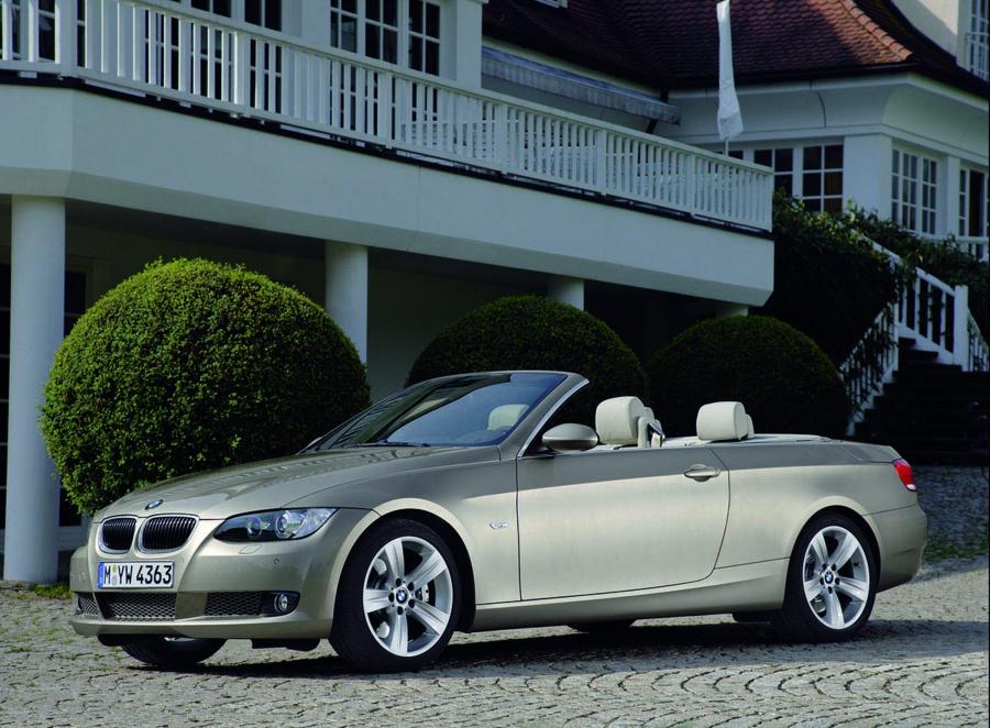  BMW 3-Series Convertible 2007 года  (фото 8 из 239)